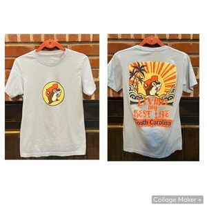 Buc-ees South Carolina T-Shirt | Adult Small (AS)